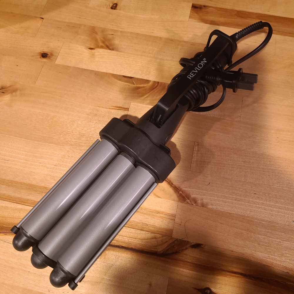 Revlon 3 Barrel Jumbo Ceramic Waver